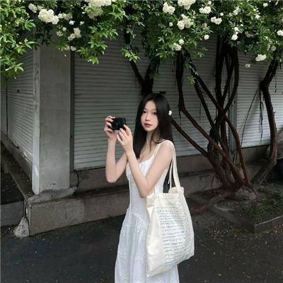 酒绿花红
